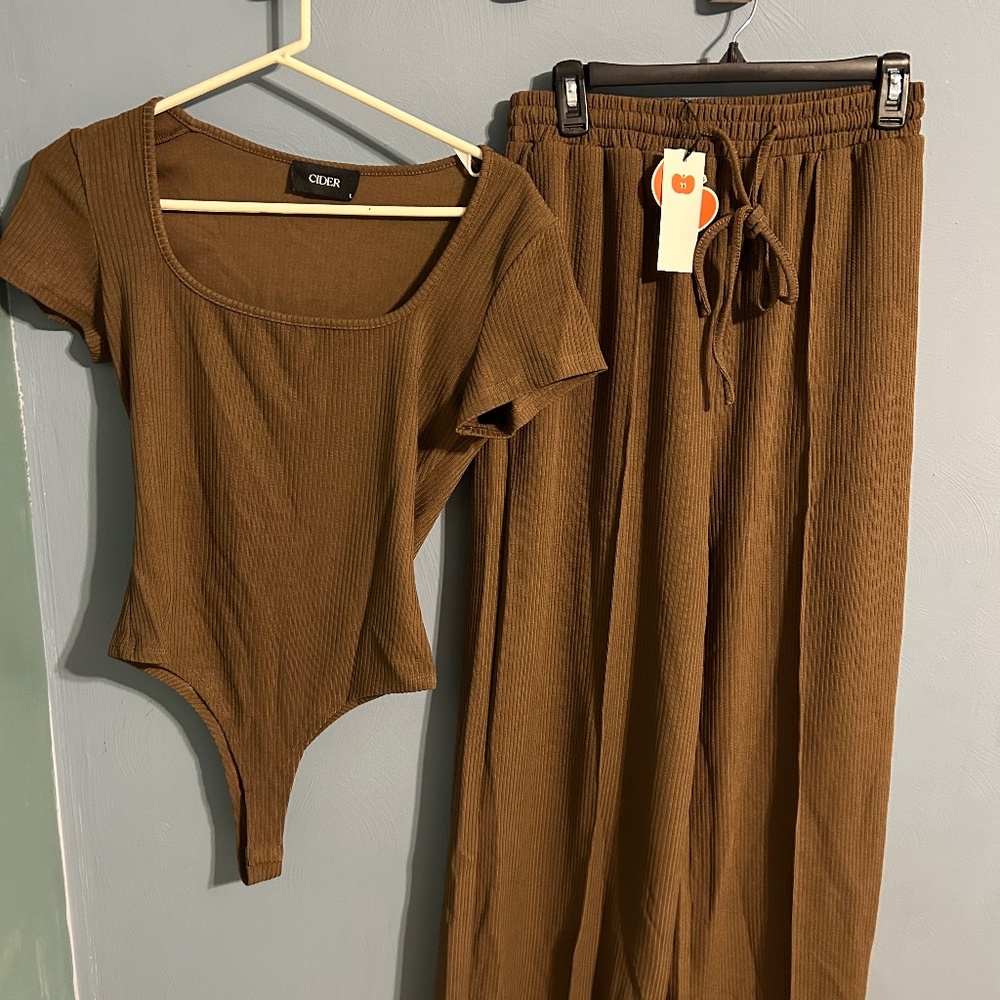 Cider Outfit